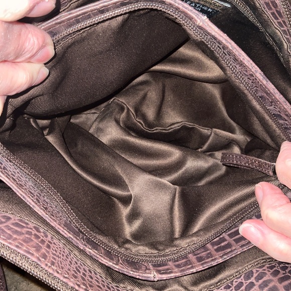 Crossbody Leather Bag, Great American Leather Bag - Picture 6 of 8